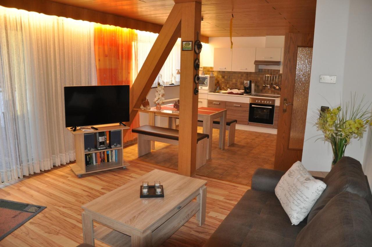 Appartement Rentrisch Am Waldrand à Saint-Ingbert Extérieur photo