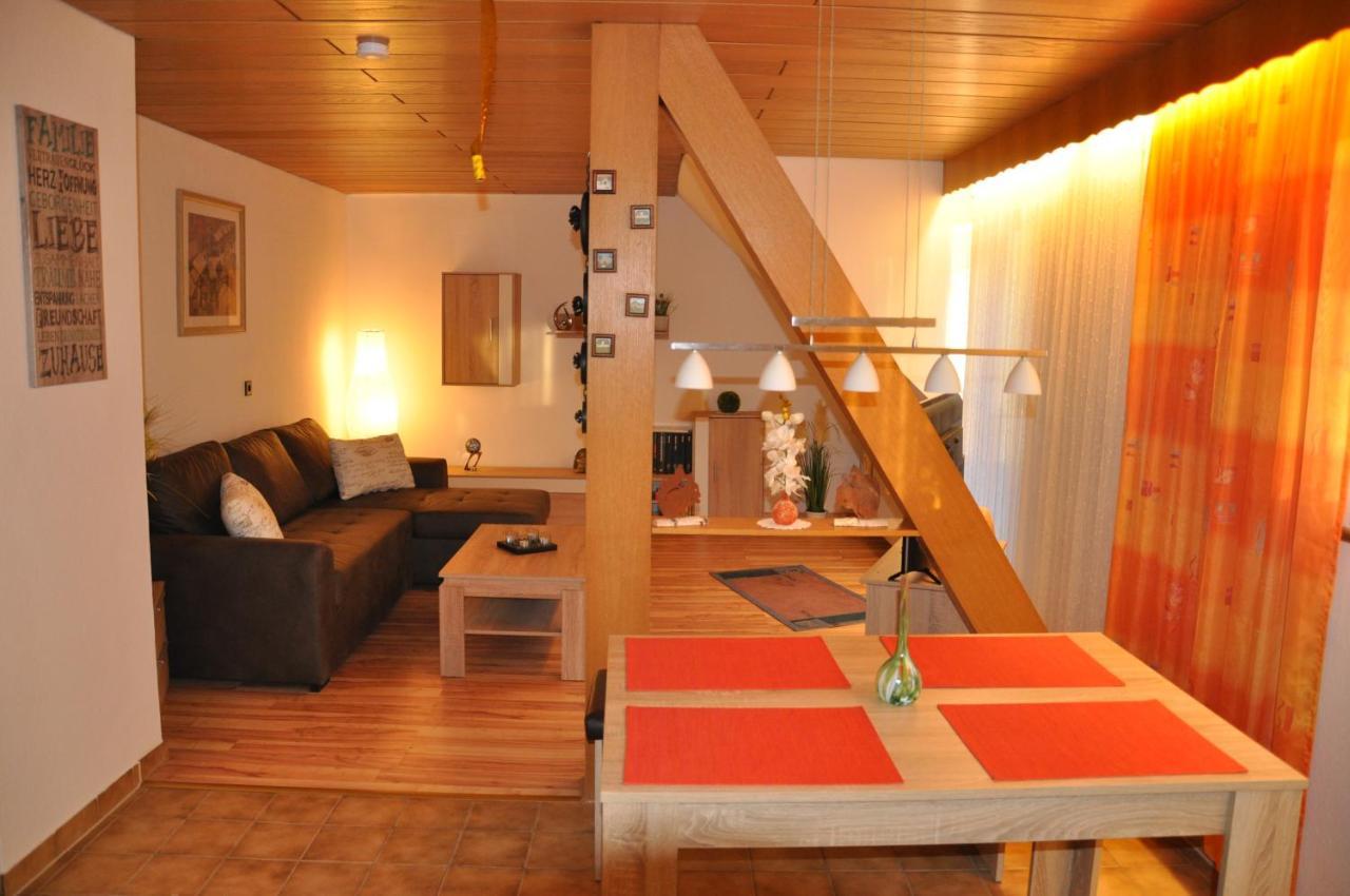 Appartement Rentrisch Am Waldrand à Saint-Ingbert Extérieur photo